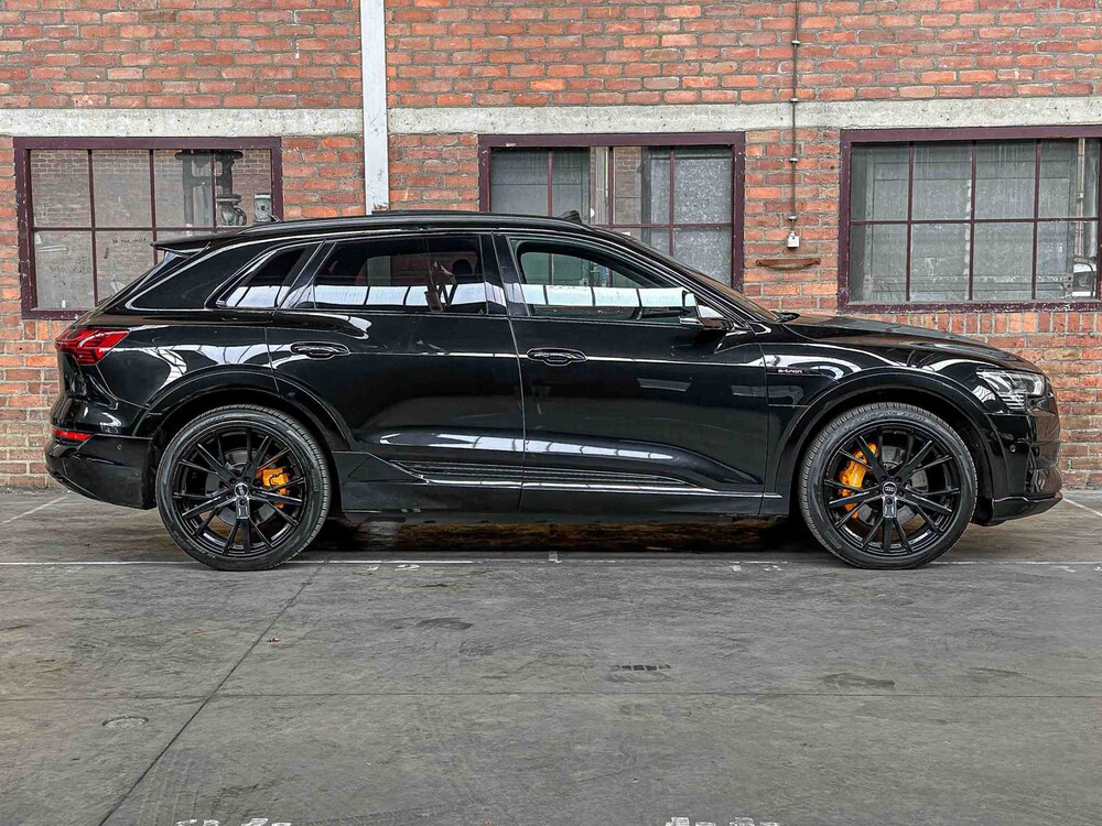 Audi e-tron 55 Quattro Advanced 95 kWh S-Line 408PS 2019, G-443-RT