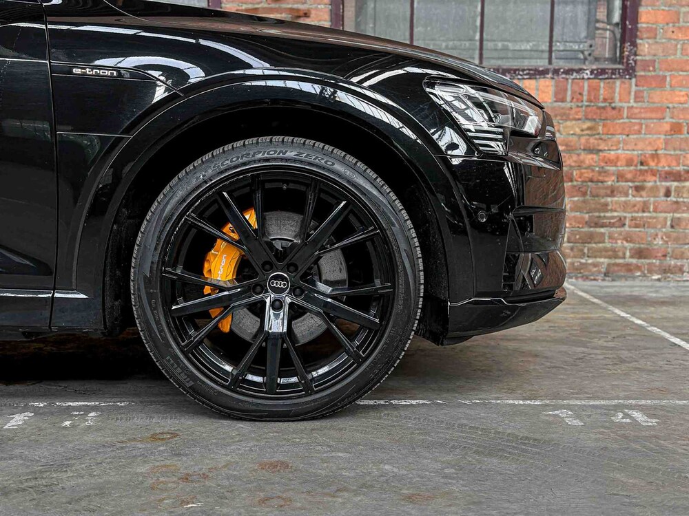 Audi e-tron 55 Quattro Advanced 95 kWh S-Line 408PS 2019, G-443-RT