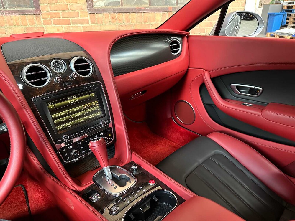 Bentley Continental GT 4.0 V8 500hp 2015 (8-speed)