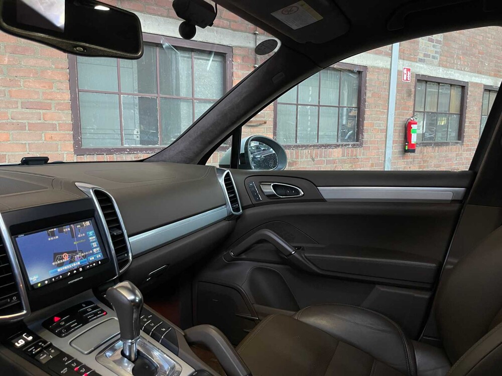 Porsche Cayenne Turbo 4.8 V8 500hp 2013 GTS package