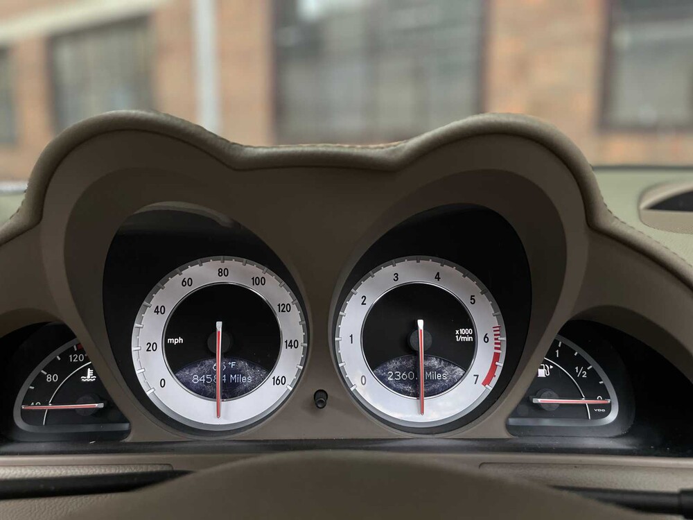 Mercedes-Benz SL550 AMG 5.5 V8 R230 382PS 2011