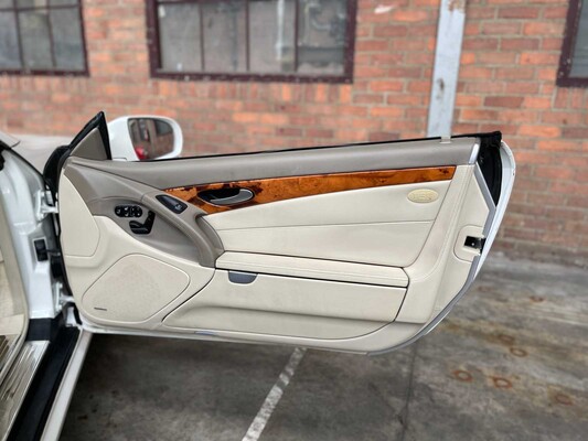 Mercedes-Benz SL550 AMG 5.5 V8 R230 382PS 2011