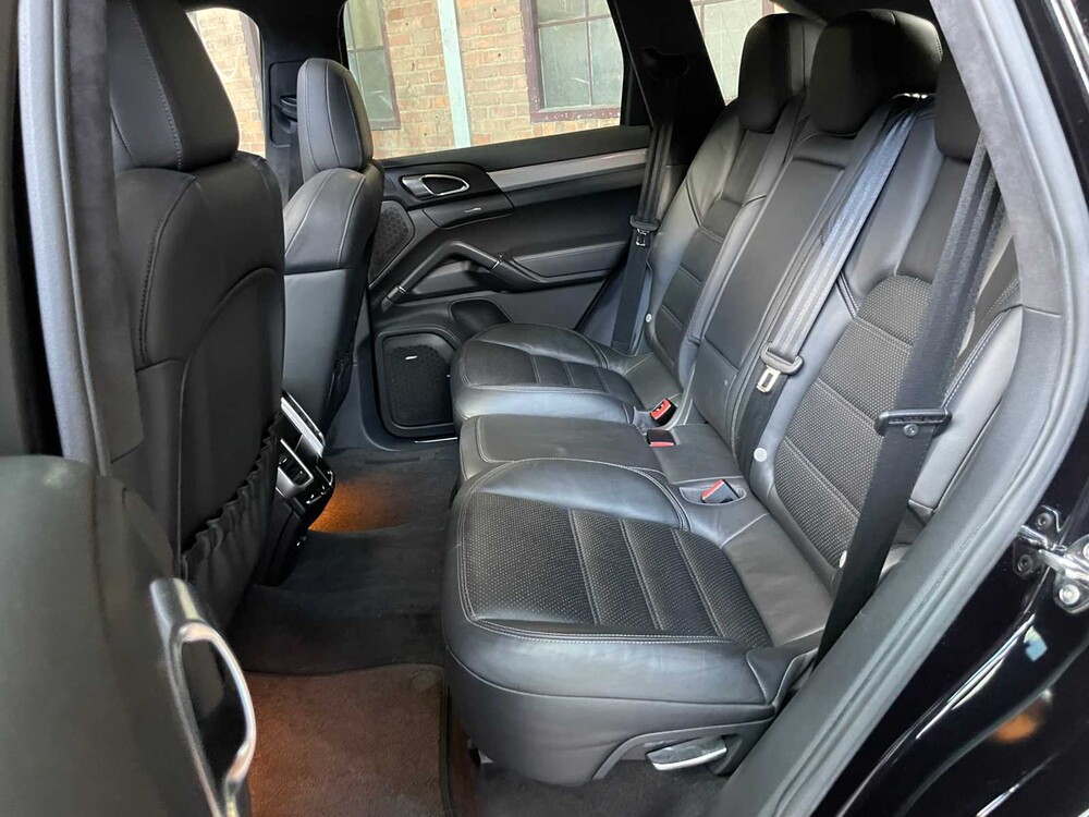 Porsche Cayenne Turbo 4.8 V8 500hp 2011