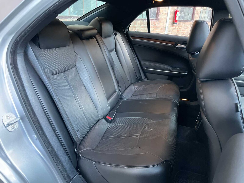 Chrysler 300C LD HEMI Facelift 5.7 V8 367PS 2014