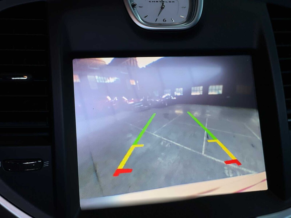 Chrysler 300C LD HEMI Facelift 5.7 V8 367PS 2014