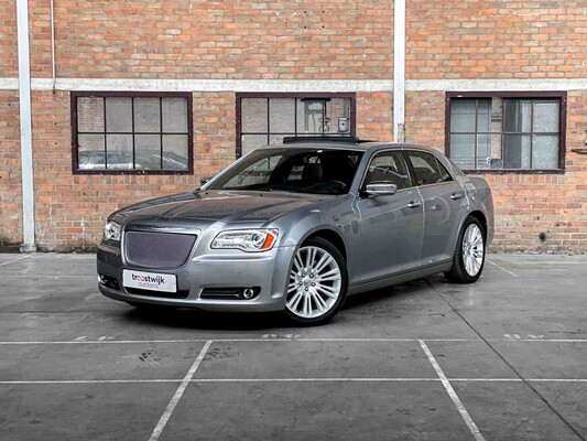 Chrysler 300C LD HEMI Facelift 5.7 V8 367PS 2014