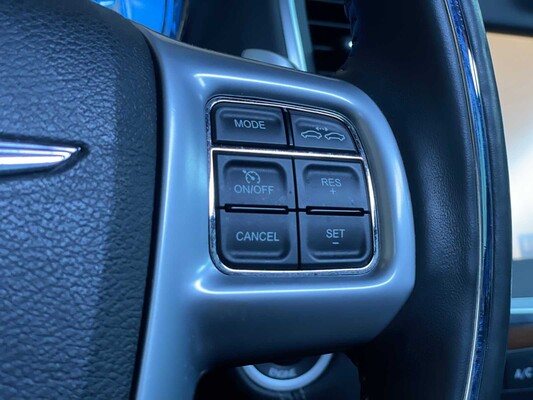 Chrysler 300C LD HEMI Facelift 5.7 V8 367PS 2014