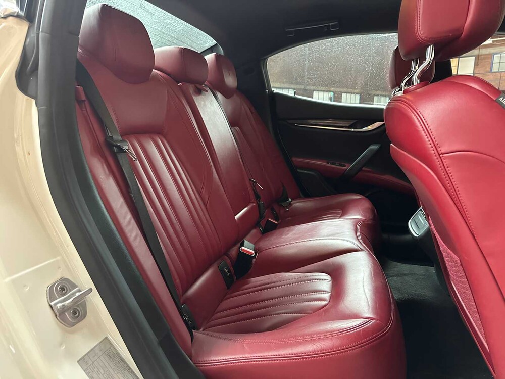 Maserati Ghibli 3.0 V6 D 275hp 2015, 9-ZSL-90