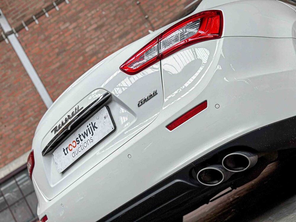 Maserati Ghibli 3.0 V6 D 275hp 2015, 9-ZSL-90