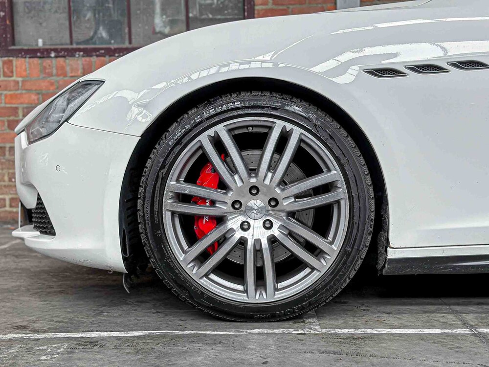 Maserati Ghibli 3.0 V6 D 275hp 2015, 9-ZSL-90