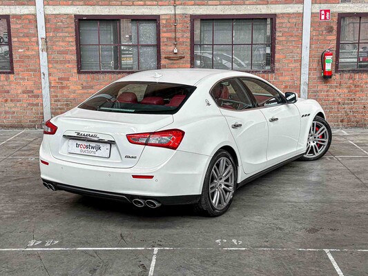Maserati Ghibli 3.0 V6 D 275PS 2015, 9-ZSL-90