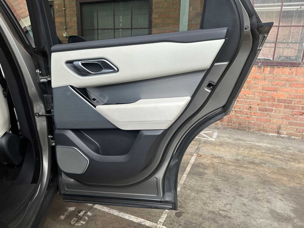 Land Rover Range Rover Velar 3.0 V6 AWD R-Dynamic HSE 381hp 2017, K-769-TJ