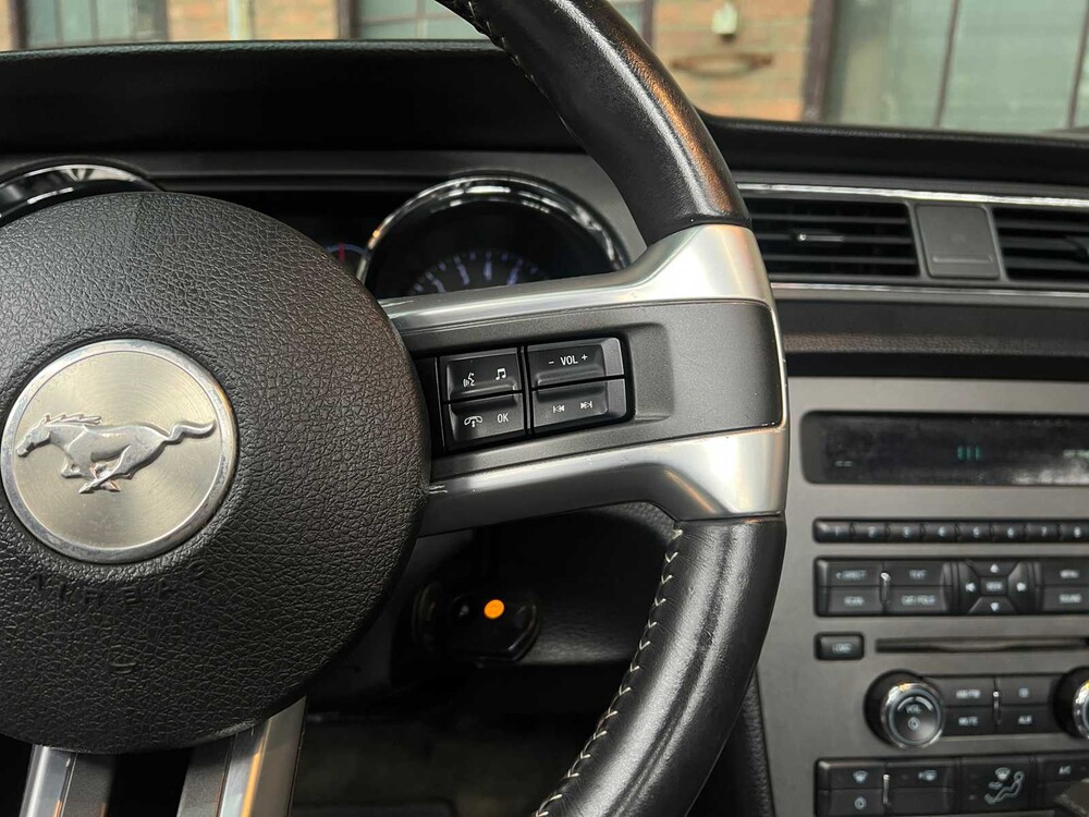 Ford Mustang Cabriolet 3.7 V6 305PS 2014