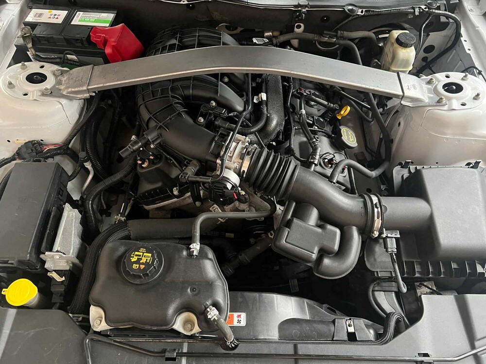 Ford Mustang Cabriolet 3.7 V6 305PS 2014