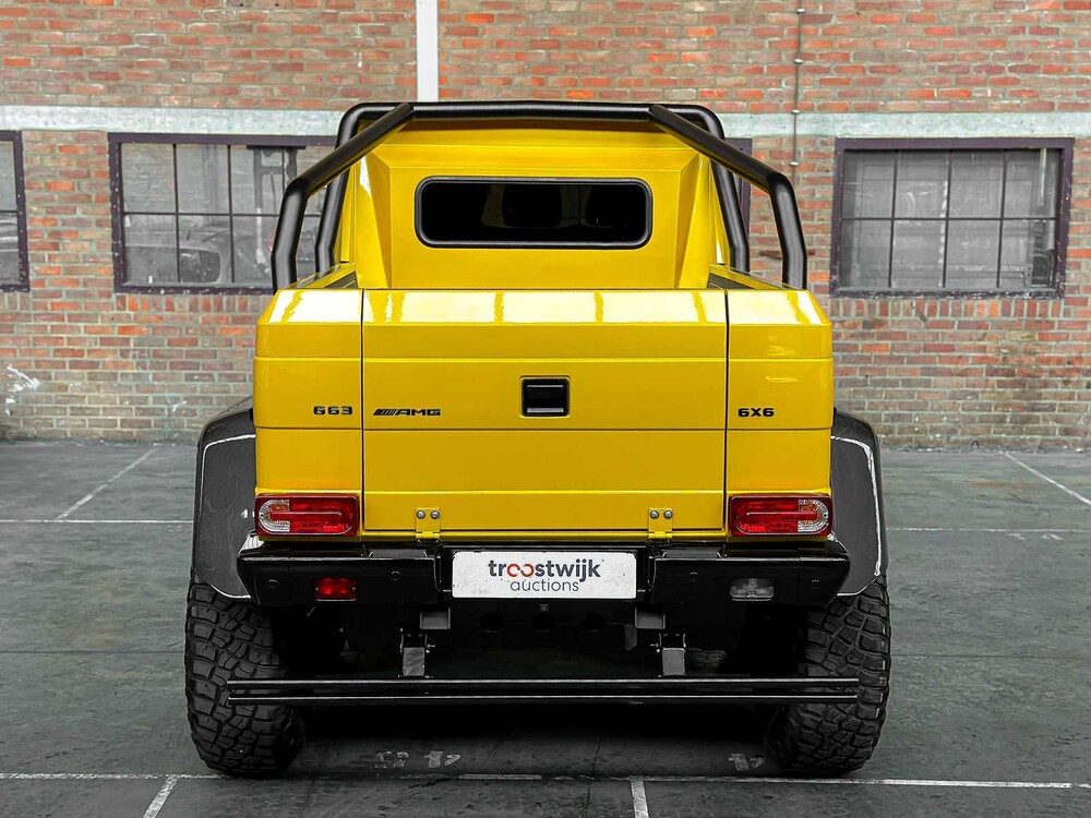 Mercedes-Benz G63 AMG 6x6 5.5 Biturbo G-Class 585hp 2016