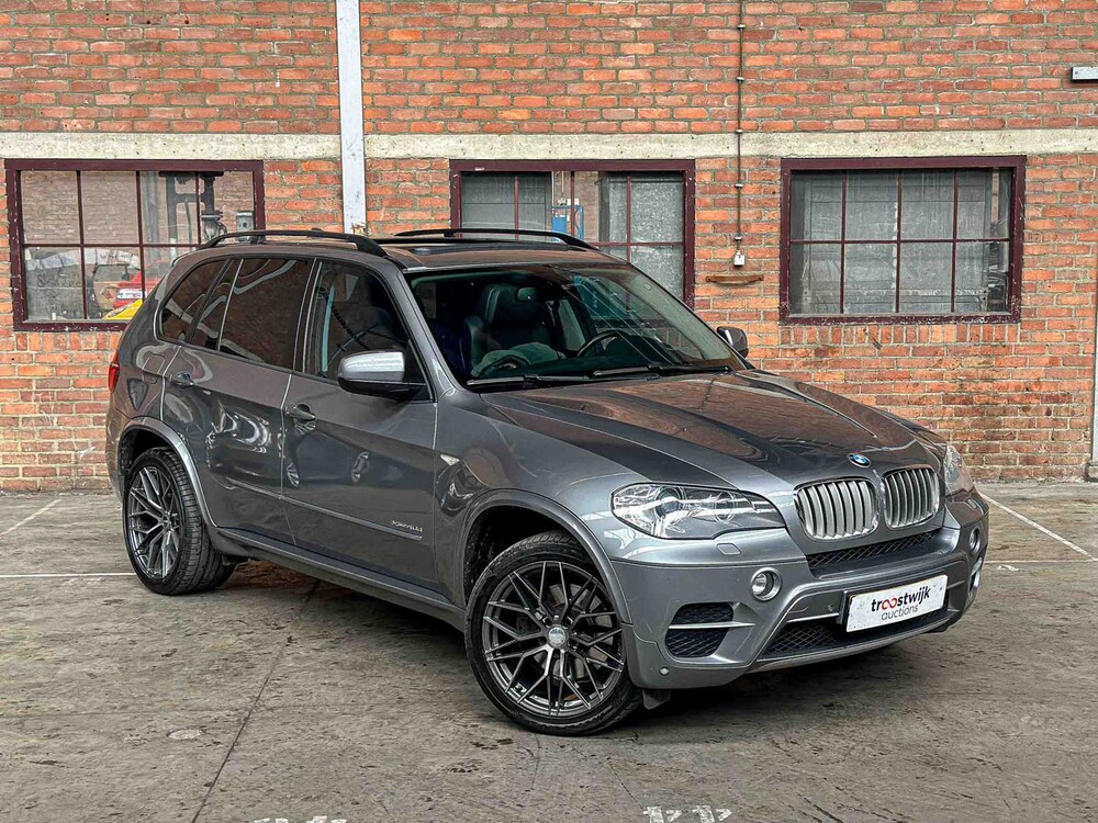 BMW X5 xDrive40d High Executive 7p 306pk 2012, JF-874-N