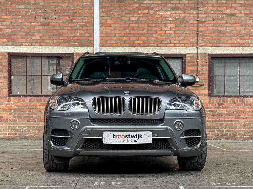 BMW X5 xDrive40d High Executive 7p 306pk 2012, JF-874-N