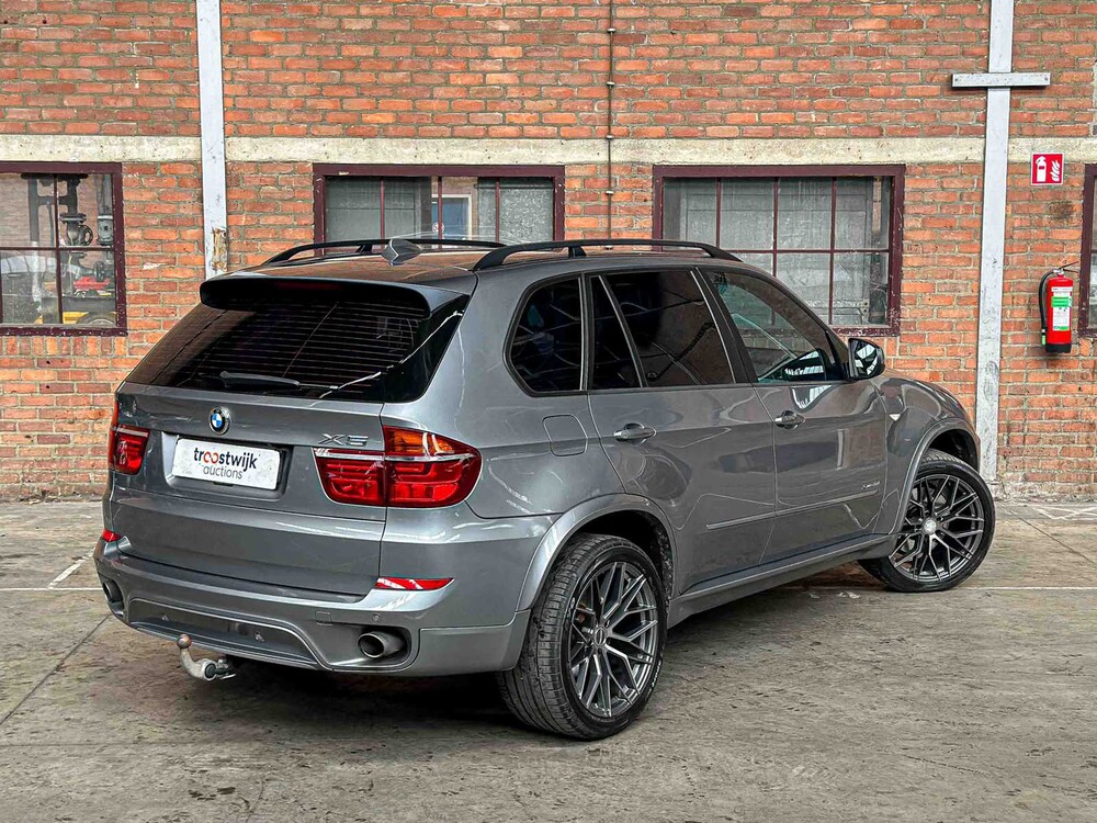BMW X5 xDrive40d High Executive 7p 306pk 2012, JF-874-N