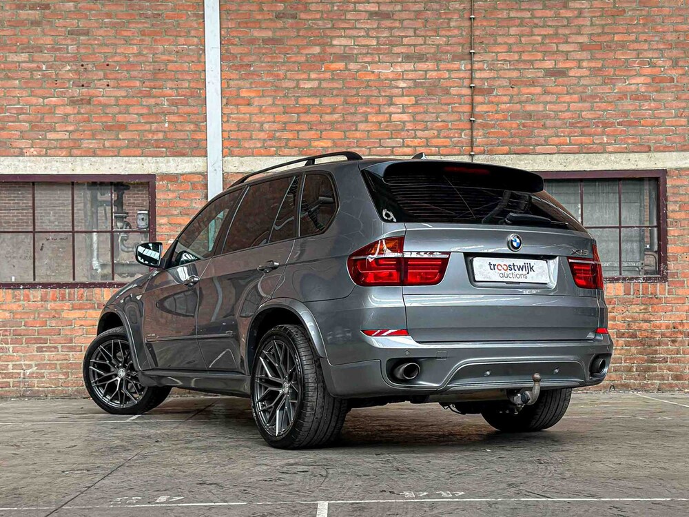 BMW X5 xDrive40d High Executive 7p 306pk 2012, JF-874-N