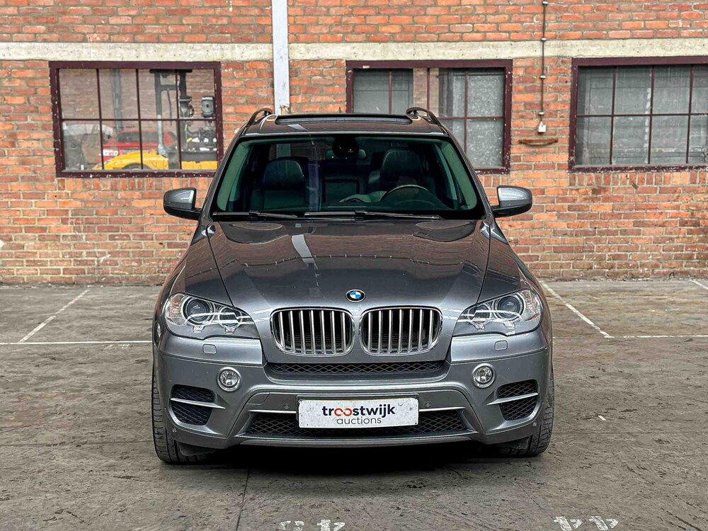 BMW X5 xDrive40d High Executive 7p 306pk 2012, JF-874-N