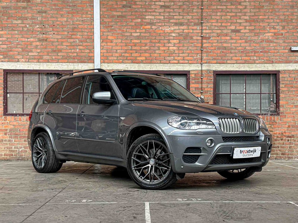 BMW X5 xDrive40d High Executive 7p 306pk 2012, JF-874-N