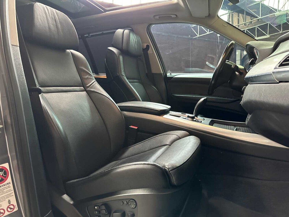 BMW X5 xDrive40d High Executive 7p 306pk 2012, JF-874-N