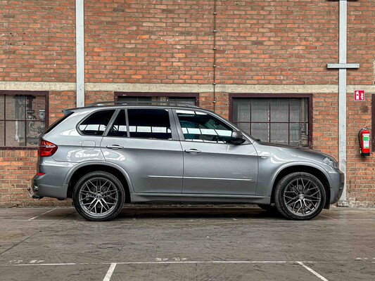 BMW X5 xDrive40d High Executive 7p 306pk 2012, JF-874-N