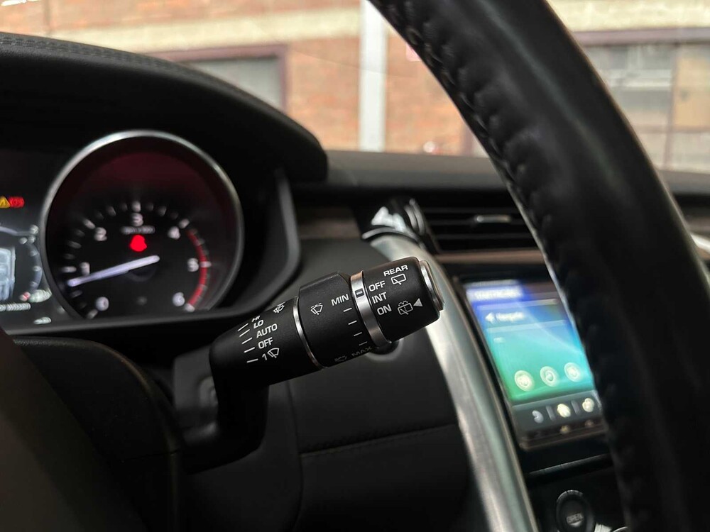 Land Rover Discovery 3.0 Td6 First Edition 7p. 258pk 2017, NT-499-K