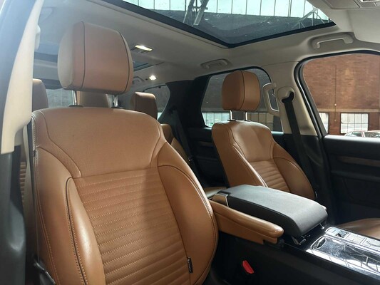 Land Rover Discovery 3.0 Td6 First Edition 7p. 258pk 2017, NT-499-K