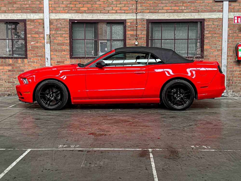 Ford Mustang 3.7 V6 310pk 2014