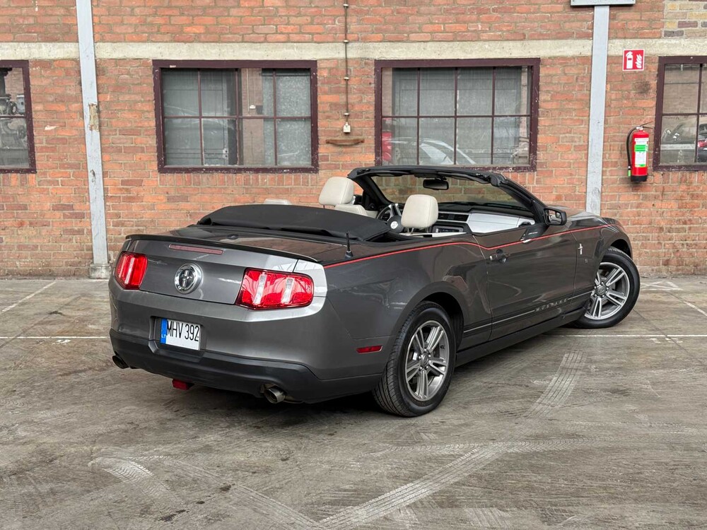Ford Mustang Cabriolet 3.7 V6 310pk 2011