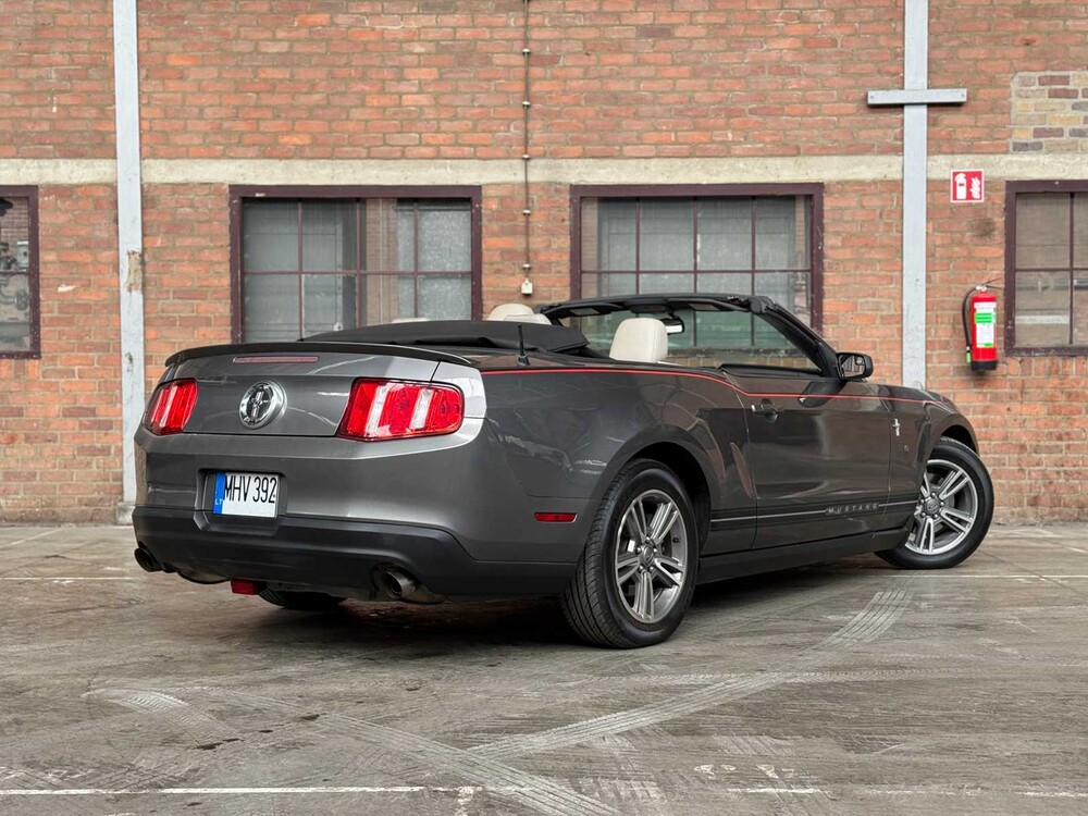 Ford Mustang Cabriolet 3.7 V6 310pk 2011