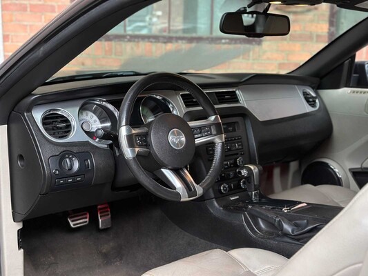 Ford Mustang Cabriolet 3.7 V6 310pk 2011