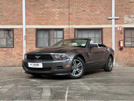 Ford Mustang Cabriolet 3.7 V6 310pk 2011