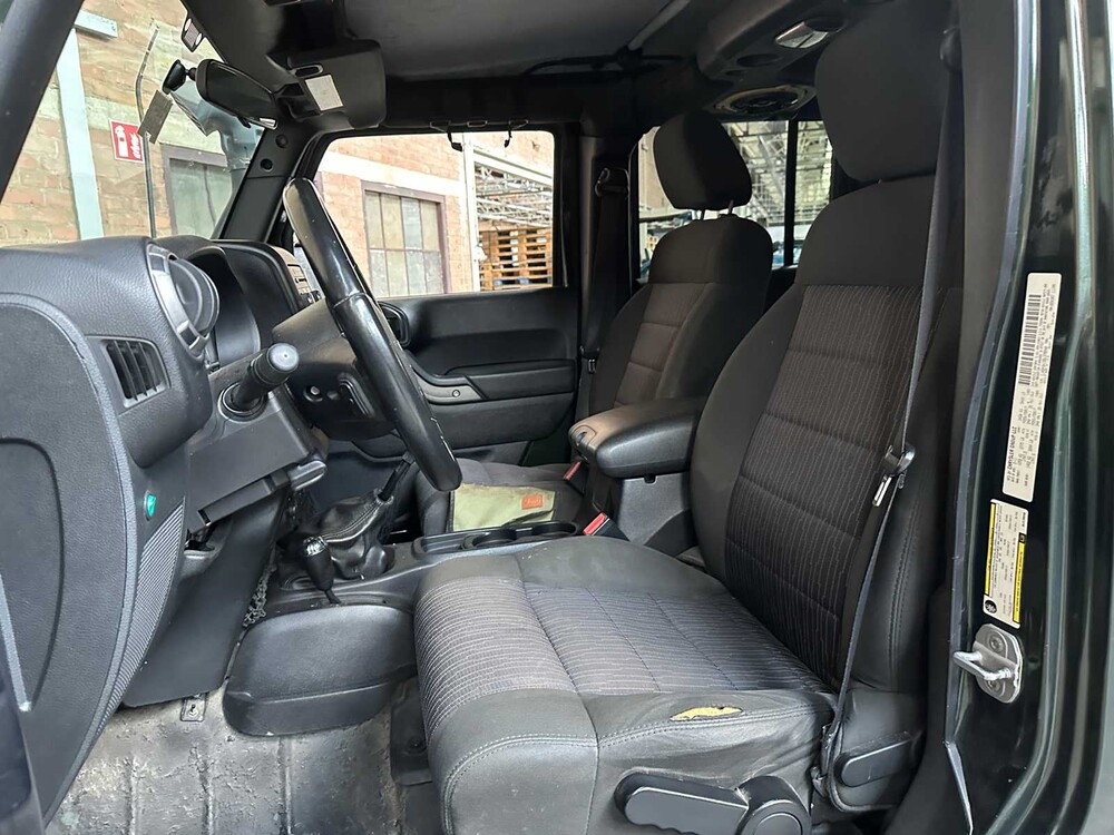 Jeep Wrangler Unlimited Sport 3.8 V6 199pk 2011