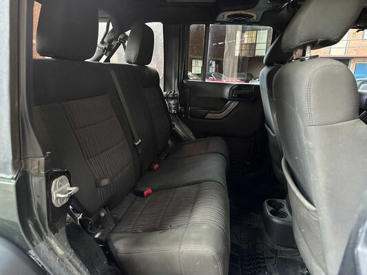 Jeep Wrangler Unlimited Sport 3.8 V6 199pk 2011