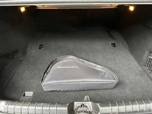 Maserati Ghibli 3.0 V6 D 275pk 2015, 9-ZSL-90