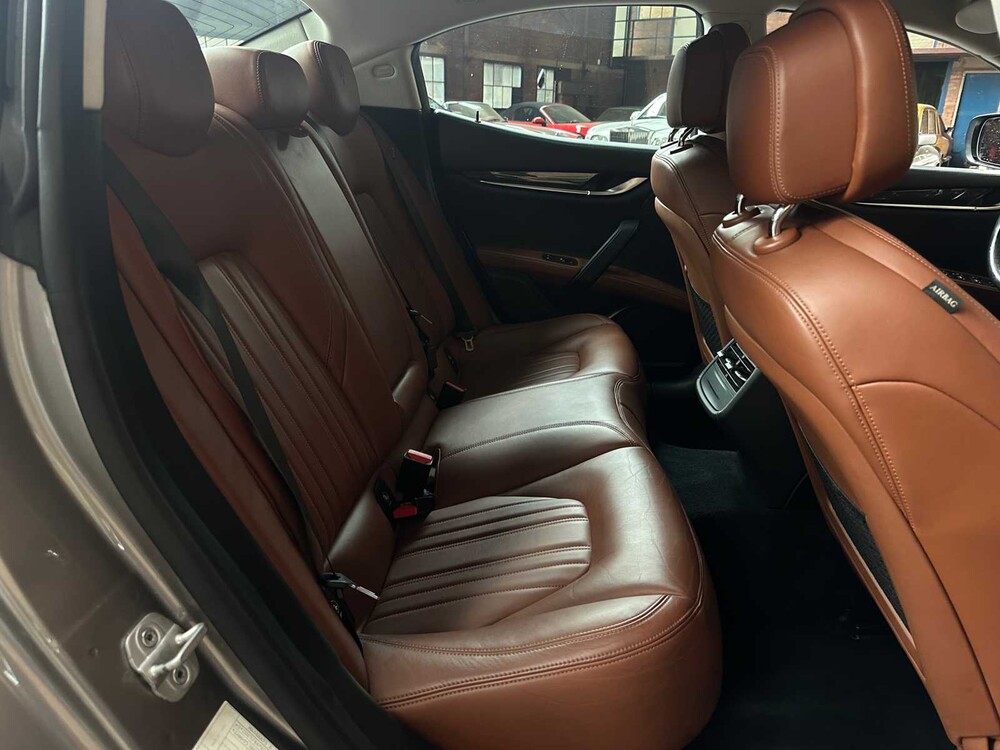 Maserati Ghibli 3.0 V6 S Q4 411pk 2015, SN-156-F