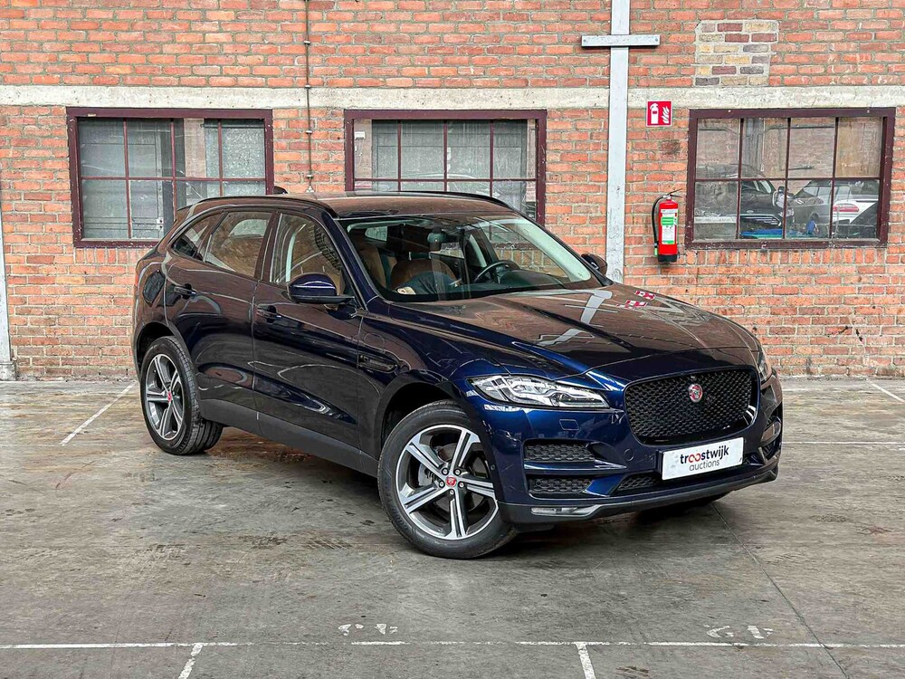 Jaguar F-PACE 2.0 Portfolio AWD 25d 241pk 2017, SV-524-B
