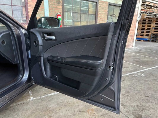 Dodge Charger SXT 3.6 V6 296pk 2020