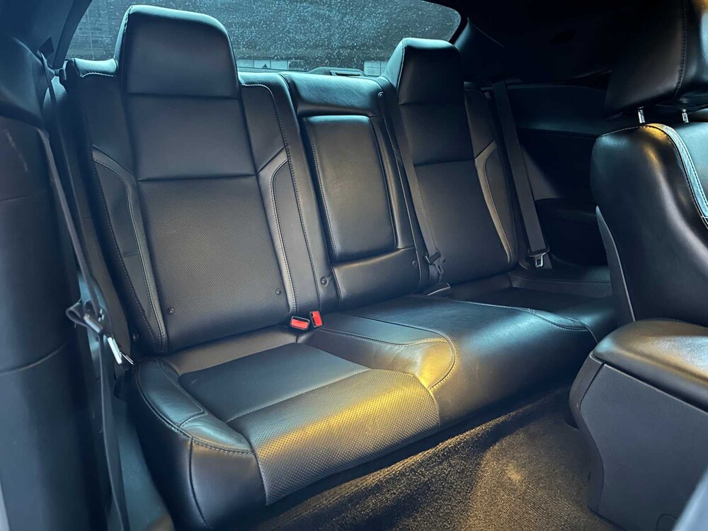 Dodge Challenger SXT PLUS 3.6 V6 305pk 2015