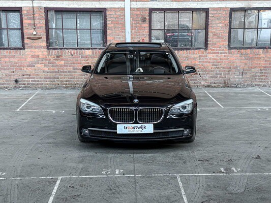 BMW ActiveHybrid7 F04 4.4 V8 465pk 2011