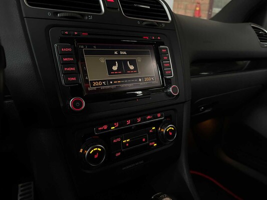 Volkswagen Golf GTI VI 2.0 DSG 211pk 2010 (NEW ENGINE 71.547) Golf 6, J-699-TZ