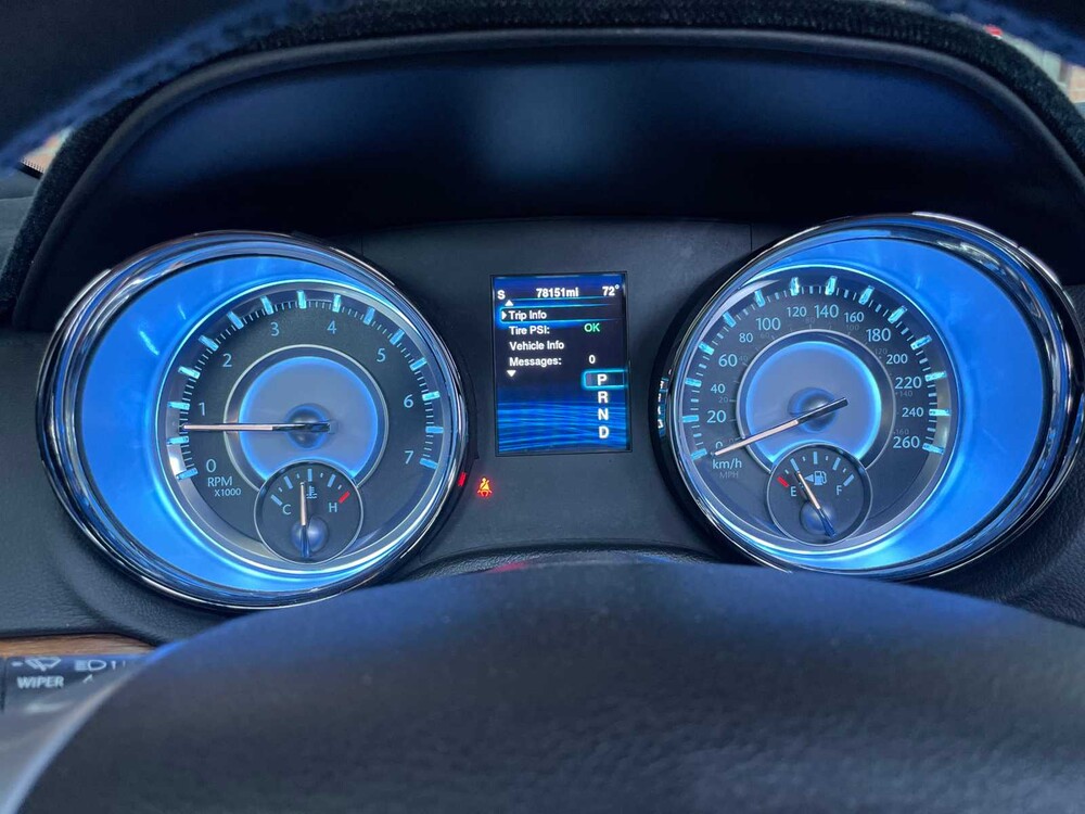 Chrysler 300C LD HEMI Facelift  5.7 V8 367pk 2014