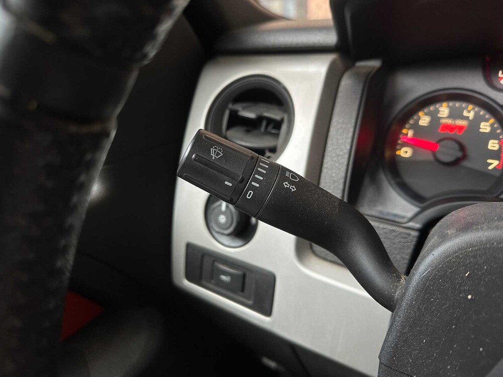 Ford Raptor F150 6.2 V8 416pk 2011, 2-VNH-93 