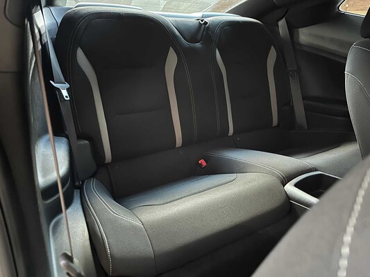 Chevrolet Camaro 1LT 2.0L l4 F DOHC 16V 275pk 2019