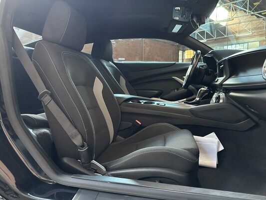 Chevrolet Camaro 1LT 2.0L l4 F DOHC 16V 275pk 2019