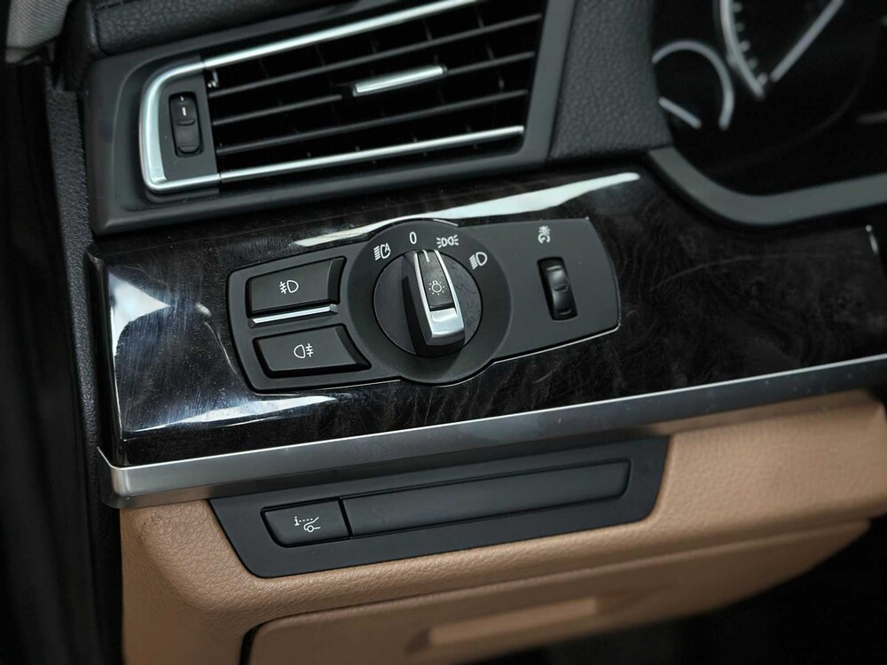 BMW ActiveHybrid7 F04 4.4 V8 465pk 2011