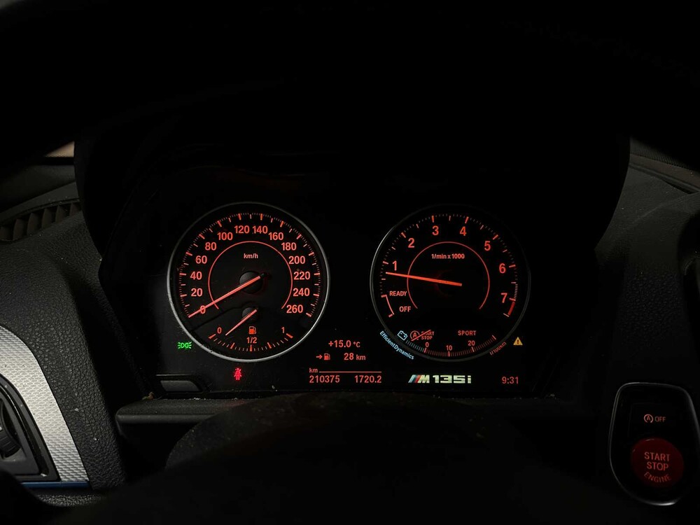 BMW M135i High Executive 1-Serie 320pk 2013 (handgeschakeld), XT-751-F