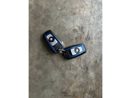 BMW M135i High Executive 1-Serie 320pk 2013 (handgeschakeld), XT-751-F